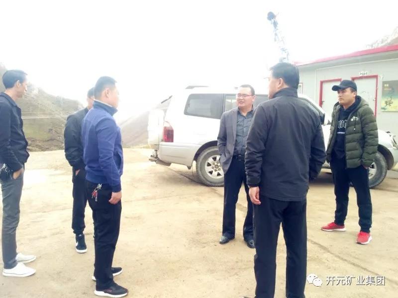 科學(xué)發(fā)展 統(tǒng)籌兼顧 穩(wěn)步生產(chǎn)│州、縣國(guó)土資源局領(lǐng)導(dǎo)赴興海銅鑫進(jìn)行年檢