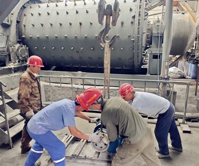 王家河選礦廠 | 清涼護航戰(zhàn)高溫，多維發(fā)力保生產